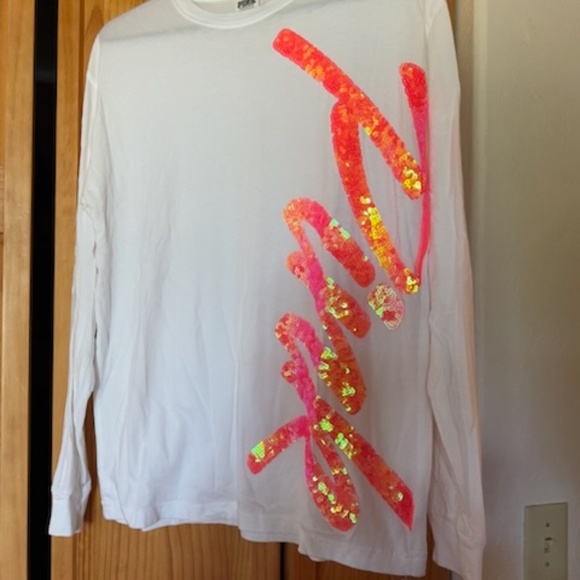 PINK long sleeve tee shirt, white, with beautiful sequined PINK, medium-large - Picture 5 of 6